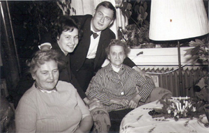 Werner und seine Familie, fotografiert von Jemal, wahrscheinlich Weihnachten 1964